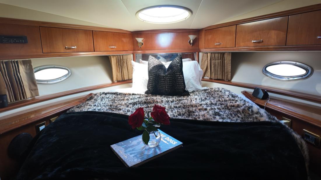 Private cabin aboard Can't Sea Me